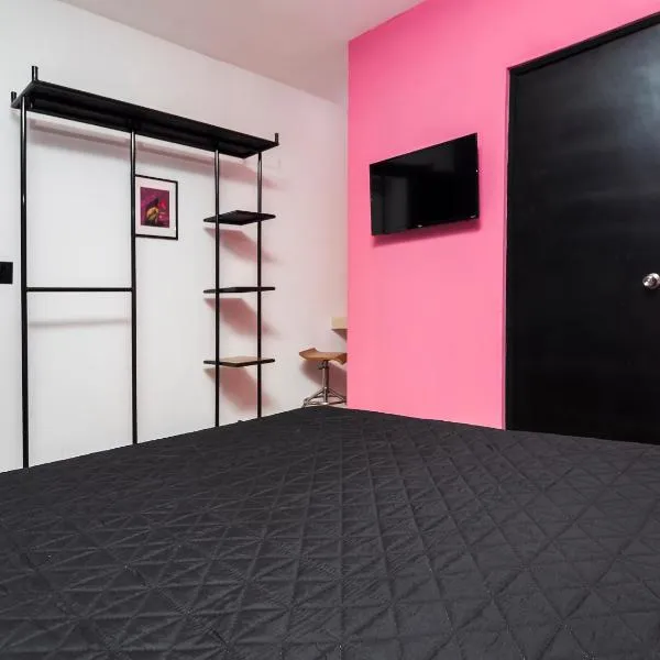 Adhoc Cintermex, Hotel in Monterrey