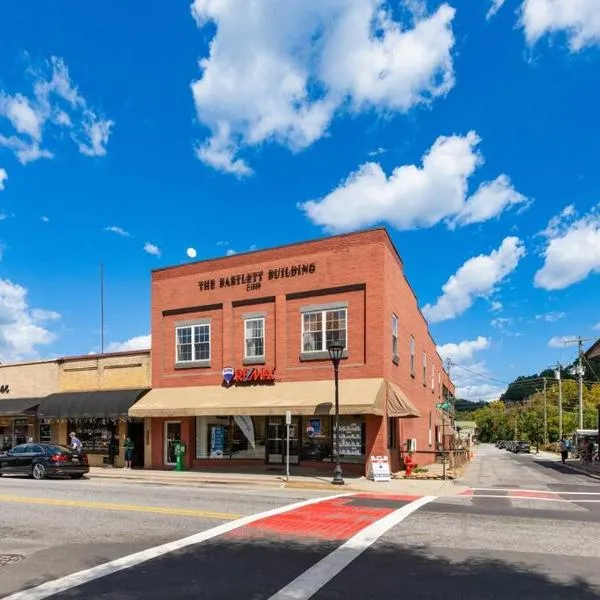 The Bartlett Apartment, hotel i Bryson City
