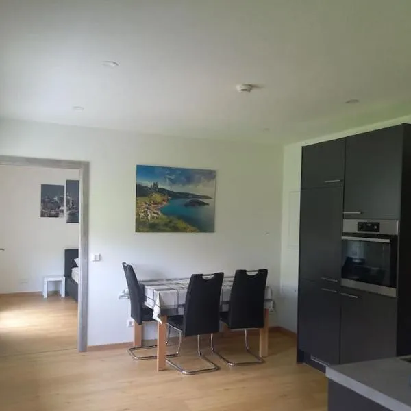 Moderne 1,5 Zimmerwohnung, hotel v destinaci Appenweier