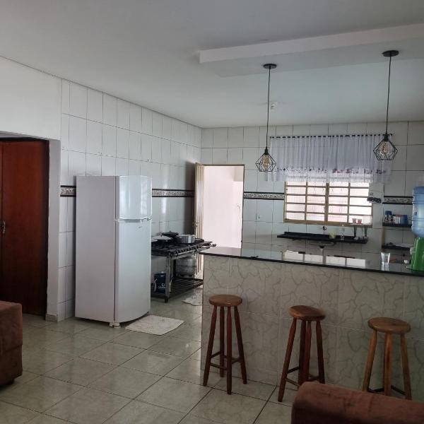 Casa Mobiliada ate 10 pessoas 3 QUARTOS Aragarças Go - Foto 4