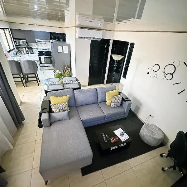 Senderos Apartment, Self Check- in, Airport SJO 5 MIN, hotel v destinaci Santiago Este