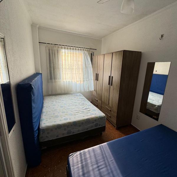 Apartamento na Praia Grande Vila Tupi - Foto 2