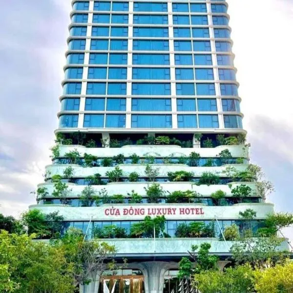 Cửa Đông Luxury Hotel, hotel v destinaci Vinh