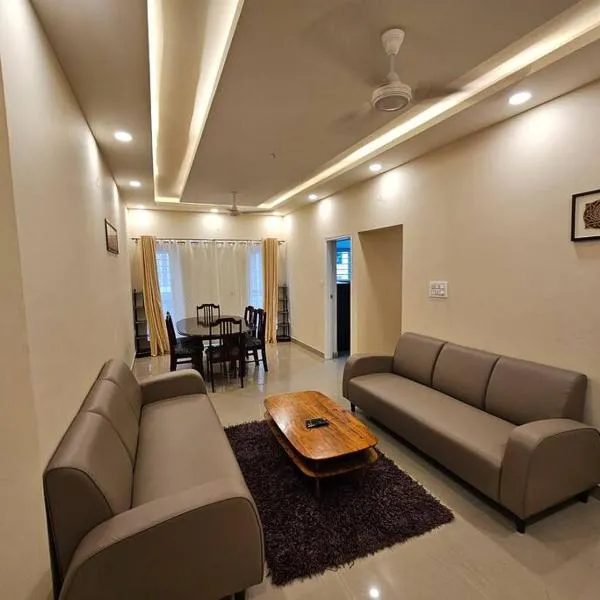 2 BHK APT in RustamBagh - Indranagar, hotel in Bengaluru
