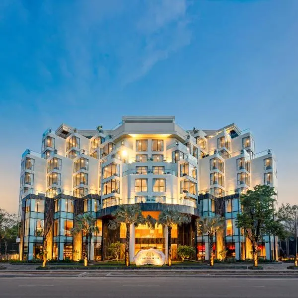Poseido Hotel Quảng Bình, hotel v destinaci Ðồng Hới