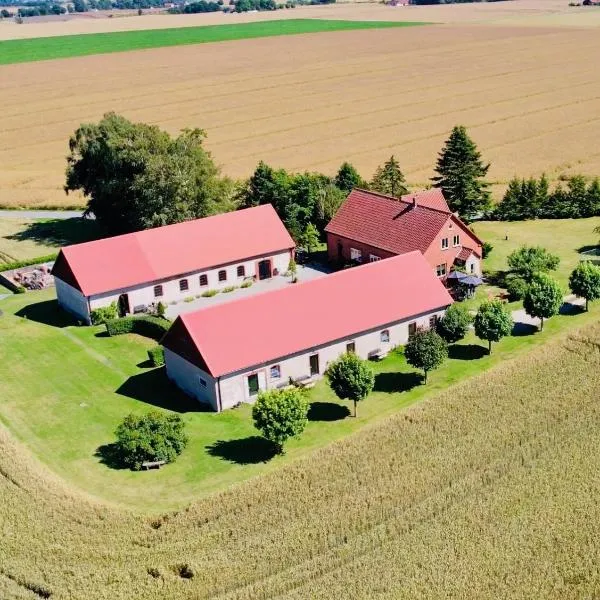 Solhögs Gård nr 4, hotel v destinaci Hammenhög