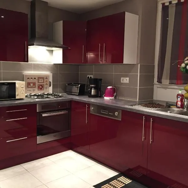 Rochire Location 2, khách sạn ở Gérardmer