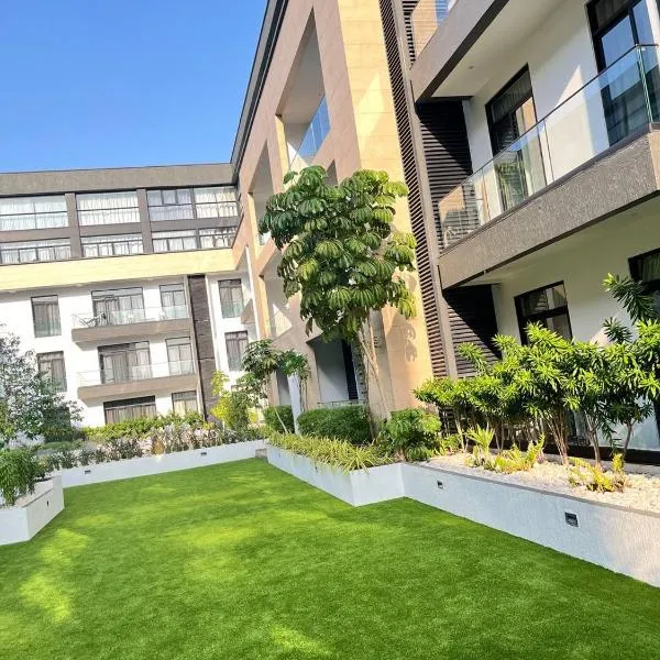 Embassy Gardens premier home, hotel en Cantonments