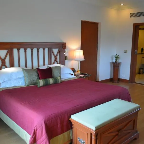 The Orchid Hotel Mumbai Vile Parle photo 2