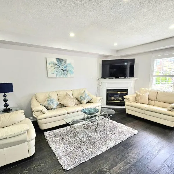 Beautiful 3 bedroom Entire detached home, hotel in Whitby