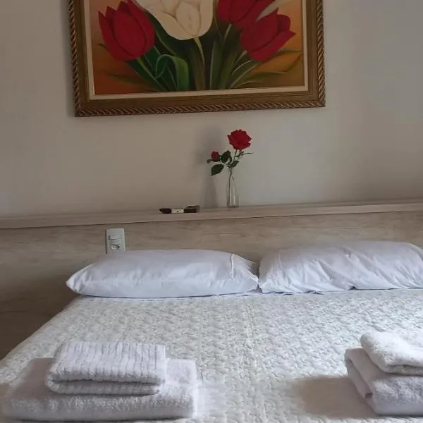 Quarto ideal p um bom descanso, hotel v destinaci Itajaí