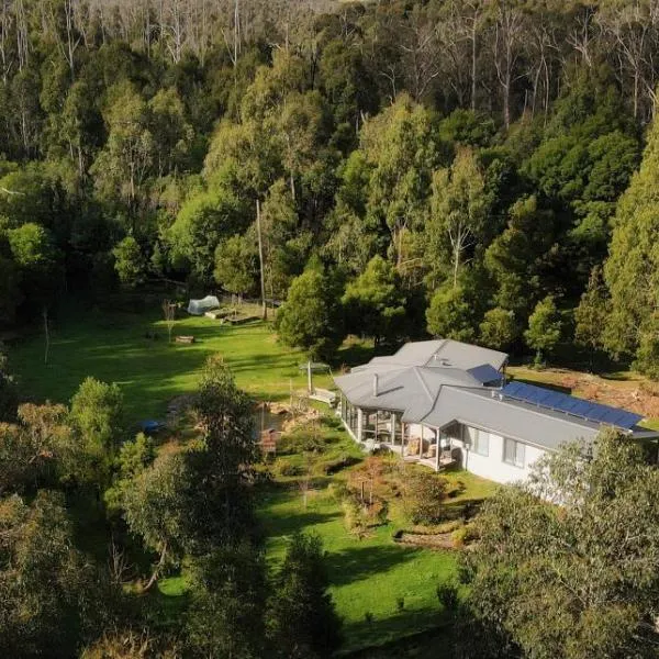 Blackwood Bush Retreat, hotel en Strathewen