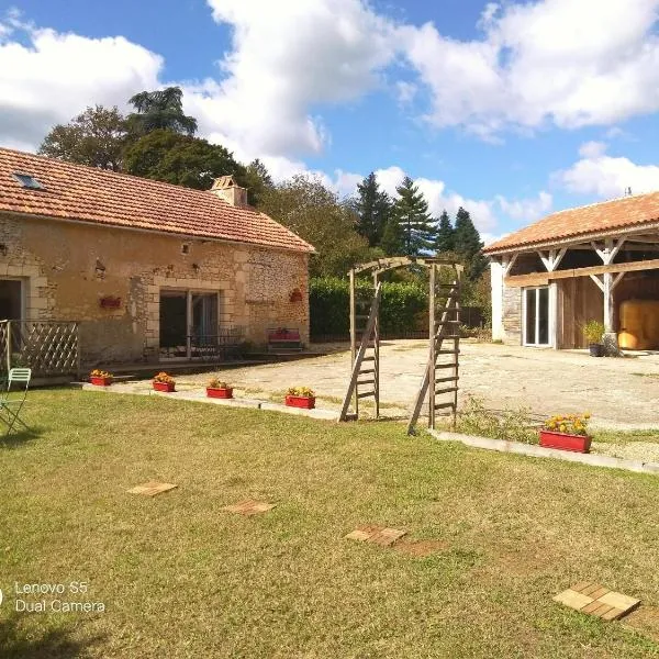 Gite de l'Esperance, hótel í Cantelaube