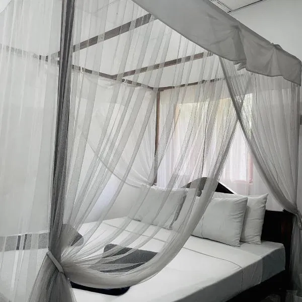 SunFly Villa, hotel in Mirissa