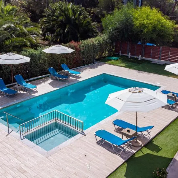 Nancy's budget villa with pool & Jacuzzi by "elite", hotel v destinaci Laganas