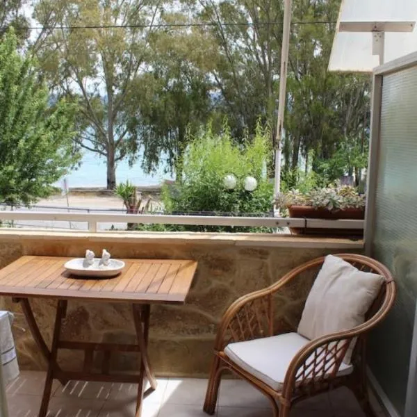 Seaside luxury, hotel in Lygia