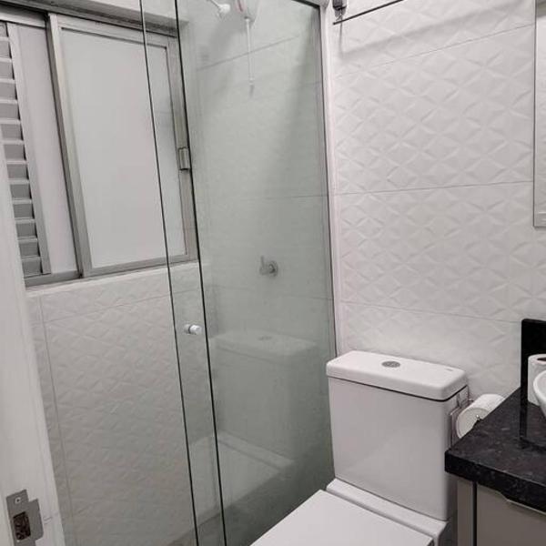 Amplo apartamento na quadra mar - Foto 3