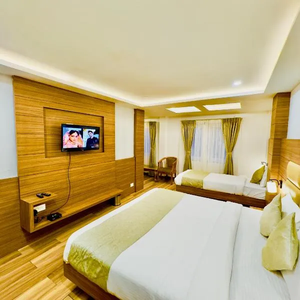 Hotel LA VISTA Near Railway Station Darjeeling, hotel u gradu Dardžiling