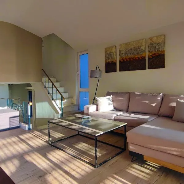 Coryfo Suite 47、Análipsisのホテル