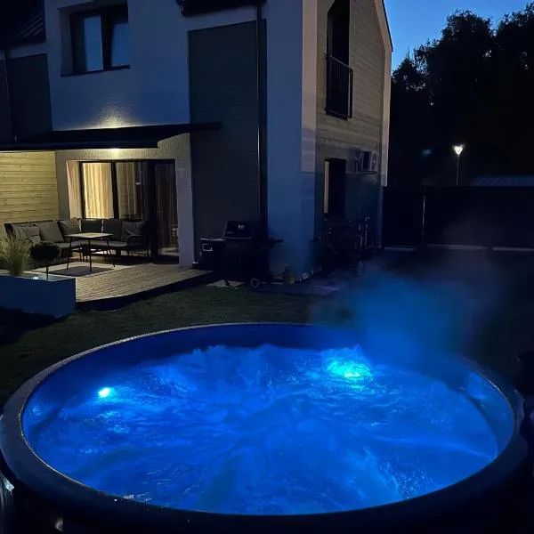 Sea Green House, hotel sa Monciškės