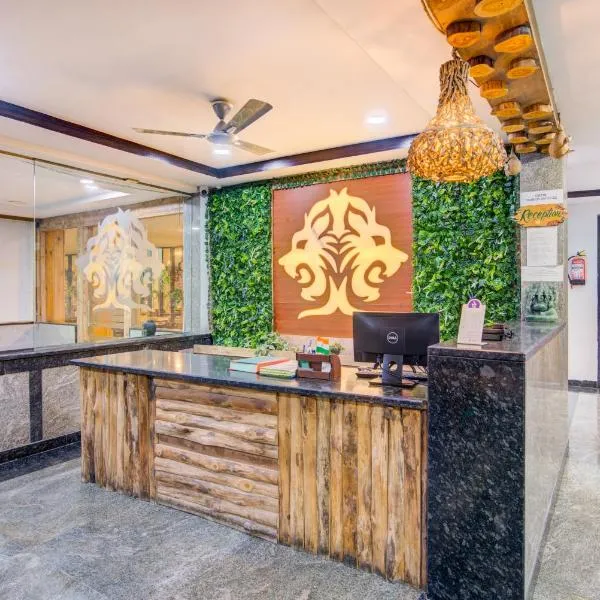 Surūrnagar에 위치한 호텔 Hotel Lokis Forest Inn L B Nagar