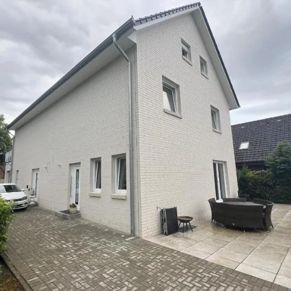 Neubau Luxusanlage Gesamte Haus, hotel in Buckhorn