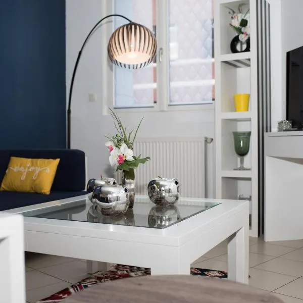 Appartement au rez-de-chaussée Nichée en plein centre d'Arras, hotel in Arras