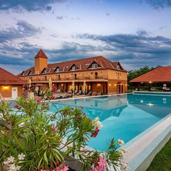 Termál Hotel Vesta, hotel v destinaci Tápiószecső