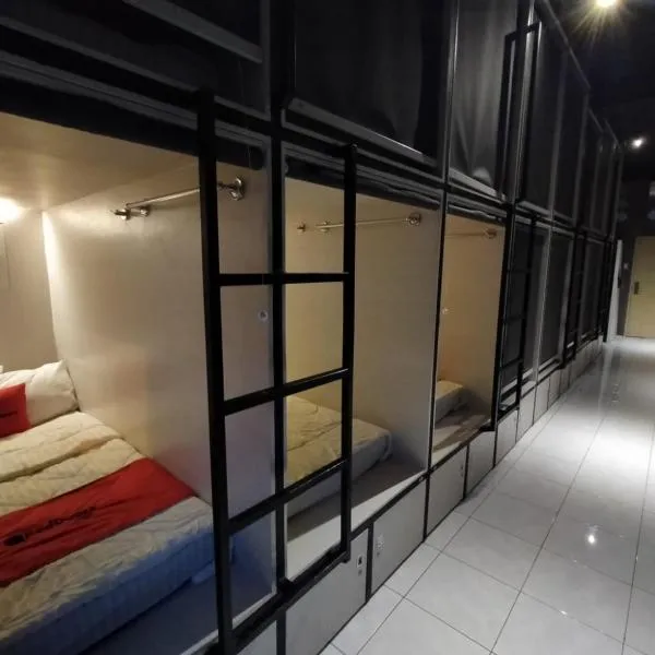 Banda Capsule, hotel v mestu Banda Aceh