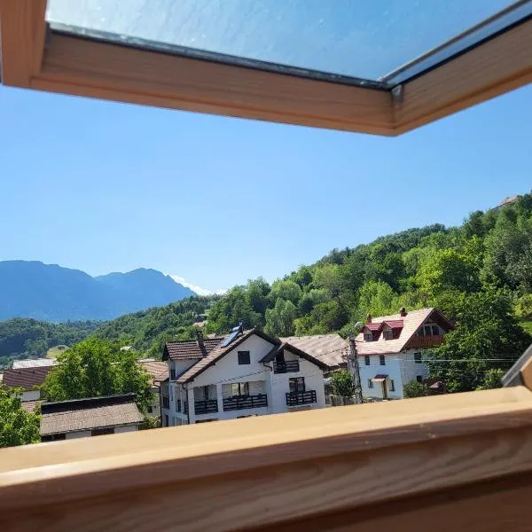 casa tip duplex, hotel v destinaci Zărneşti