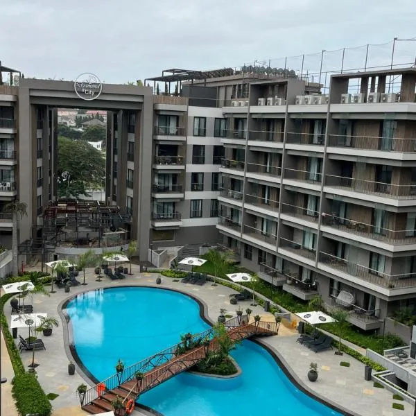 The Diamond In City Luxury Suites By ZENORA Living, hotel v destinaci Accra