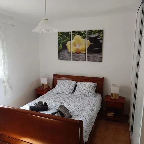 un coin paisible, hotel v destinaci Saint-Cézaire-sur-Siagne
