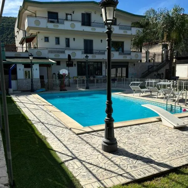 B&b Villa Candida – hotel w mieście San Felice a Cancello