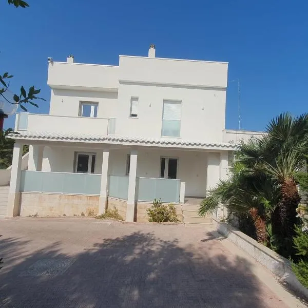 L'Acquaviva, hotel v destinaci Bisceglie