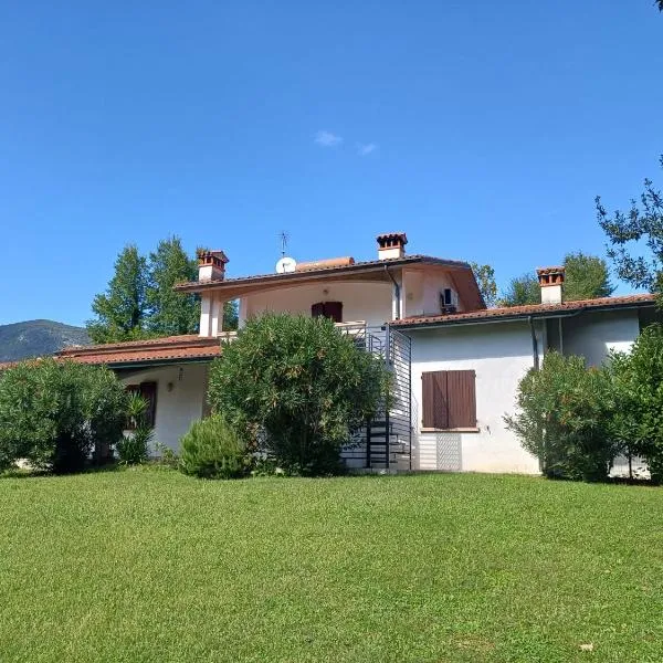 Casa Daniele, hotel v destinaci Villanuova sul clisi
