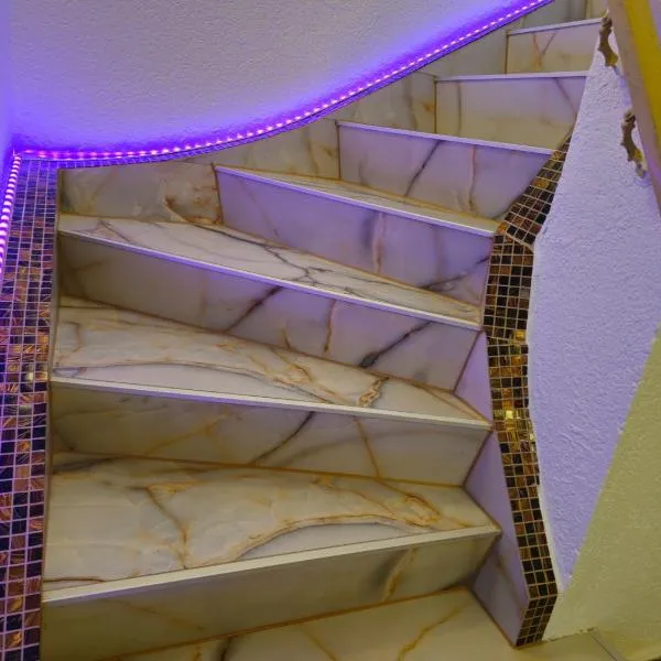 Pension Laatzen - by Dzafer & Sohn wo Erholung sich Lohnt, отель в Ганновере