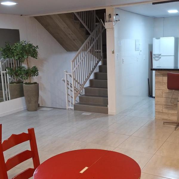 SUITE COM AR e BWC PRIVATIVO POUCOS METROS OKTOBERFEST - Foto 4