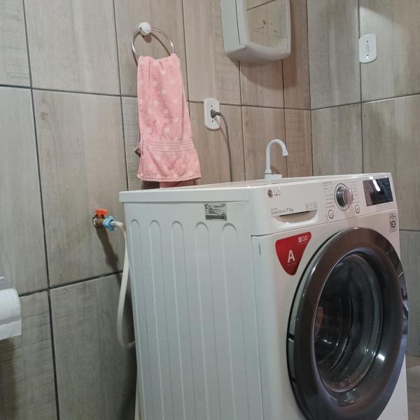 Pousada ideal -casa 3 nos fundos - Foto 5