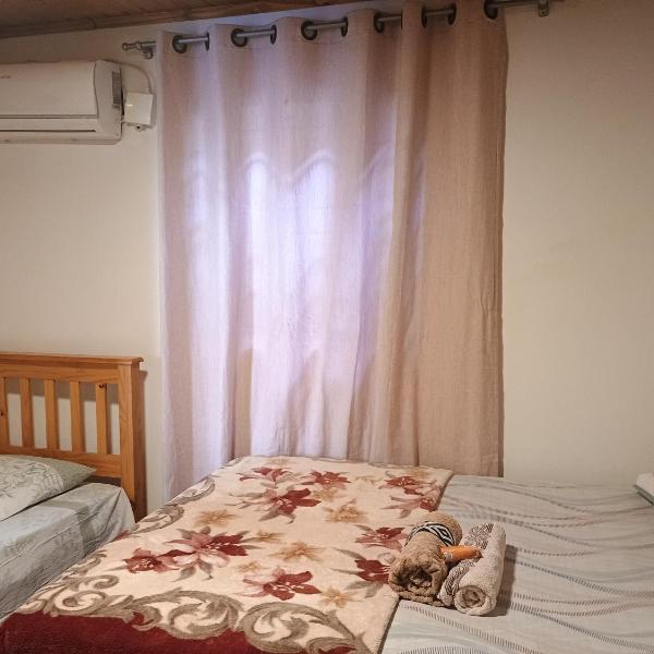 Pousada ideal -casa 3 nos fundos - Foto 2
