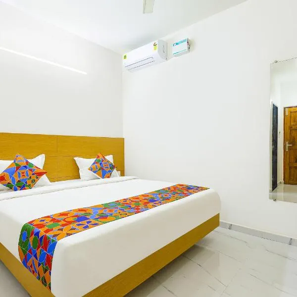 Pednekar Plaza Inn, hotel in Baga