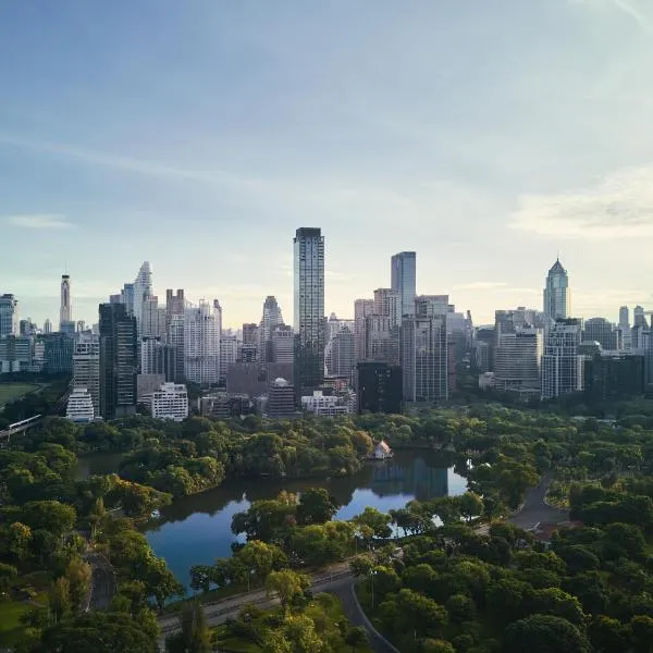 Dusit Thani Bangkok photo 2