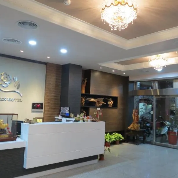 Garden Business Hotel, hotel v destinaci T'ien-chung
