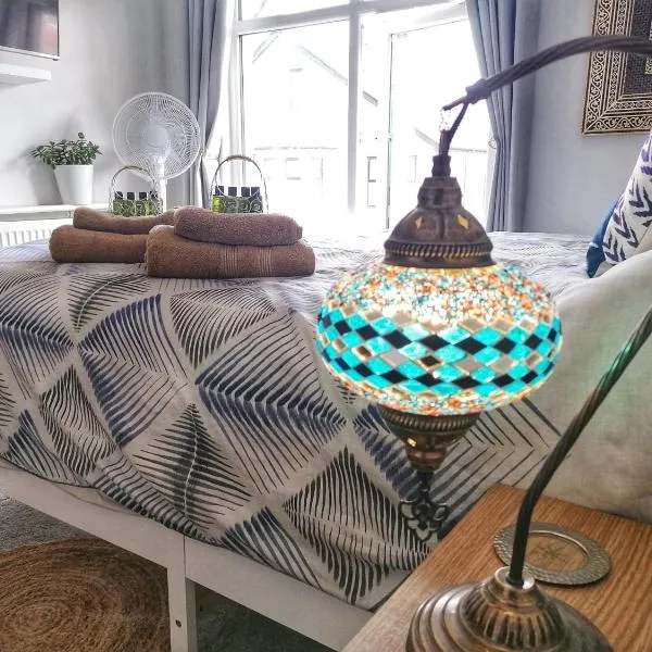Aqua View, New Brighton Beach- 2 Bedroom Apartment #Liverpool #Beatles, hotel v destinaci New Brighton