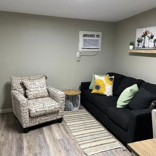 Cottage on Charles, hotel a Roxboro