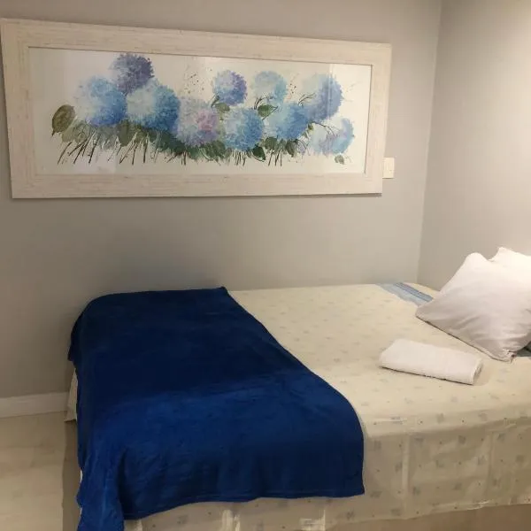 Hostel Martina, Suite 100m SPexpo, hotel in Sao Paulo