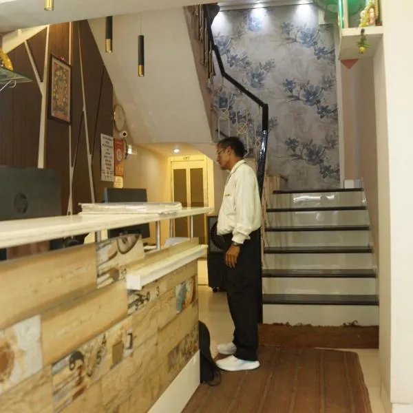 Subhash Hotel photo 2