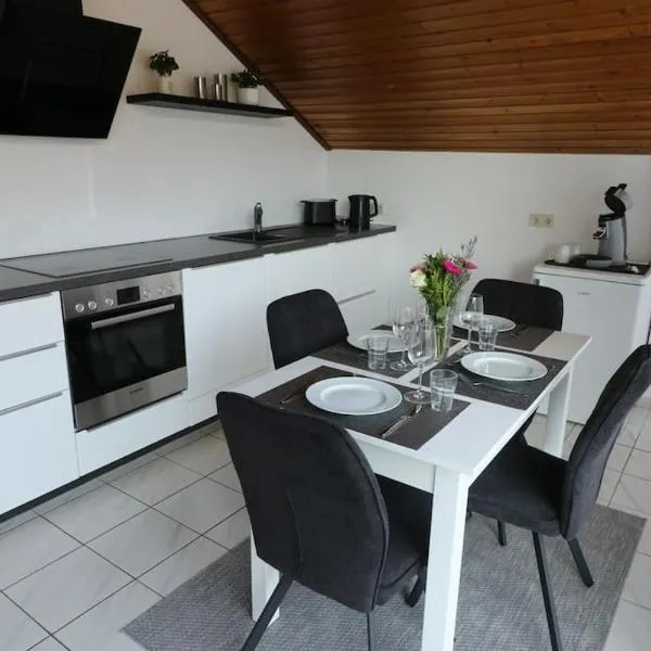 Ferienwohnung Waldblick Dahn, hotel v destinaci Dahn