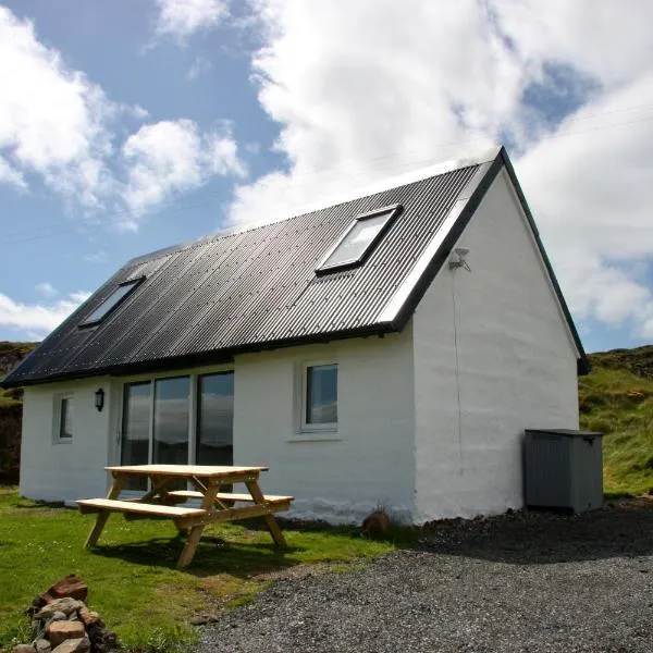 Atlantic Drift - Isle of Skye - Amazing Sea views, hotel in Glendale