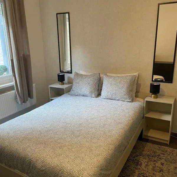 Modern apartment with garden in Antwerp, 15min from City center, hotel v Antverpách