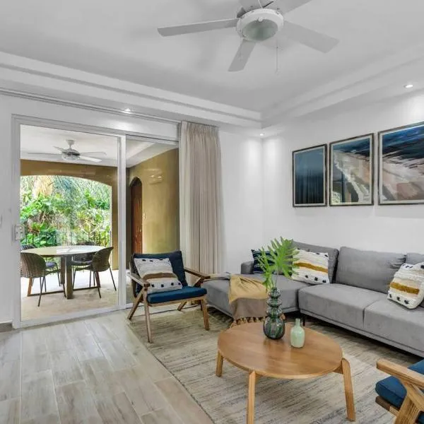 Gav4: New Condo in Location Walkable to Beach, hotel a Tamarindo